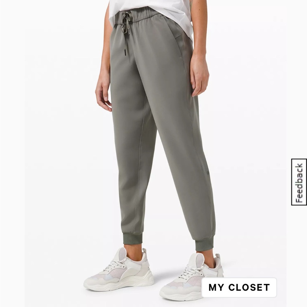 Lululemon On the Fly Jogger